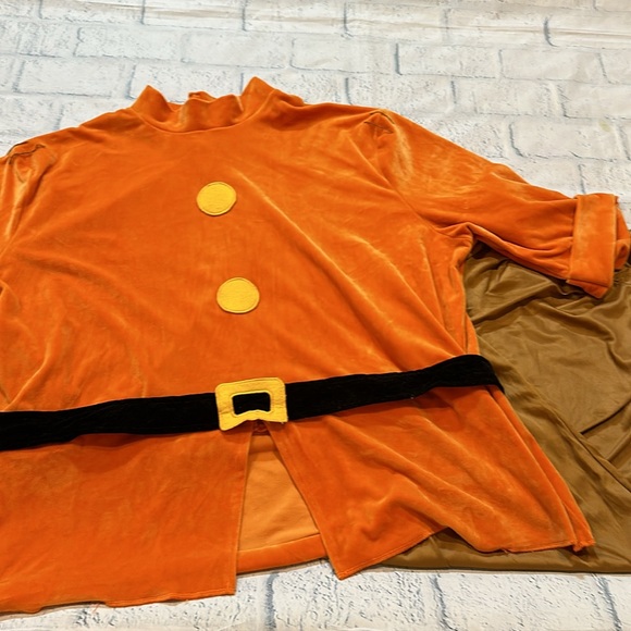 Doc Dwarf Plus Size Costume - Picture 13 of 14